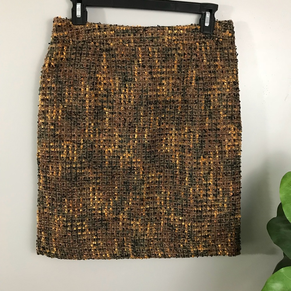 3/$25Amanda + Chelsea Dark Gold Tweed Pencil Skirt